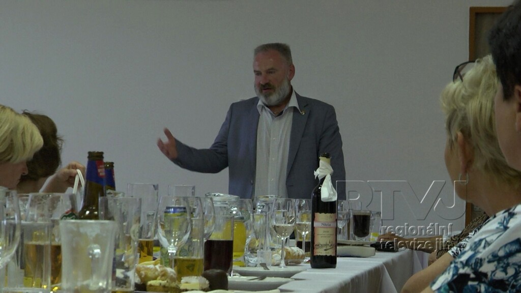 Josefovští senioři se setkali po téměř dvouleté pauze, foto 02
