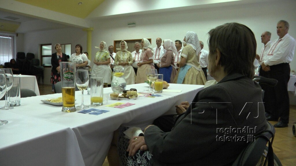 Josefovští senioři se setkali po téměř dvouleté pauze, foto 03