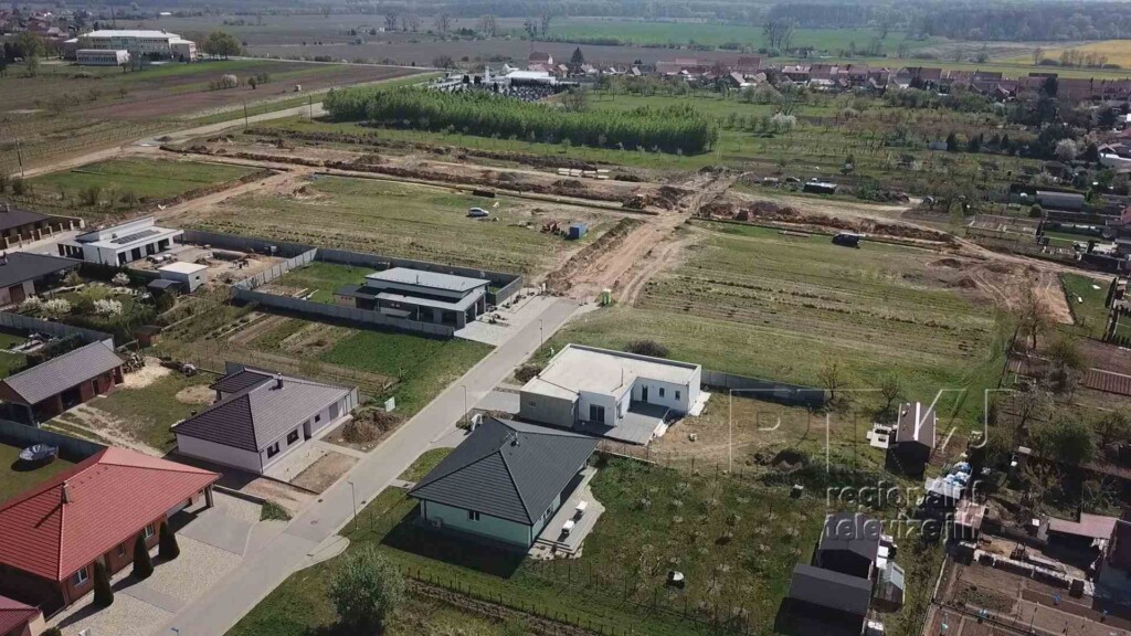 Komunikace u hřbitova v Kosticích je dokončena, foto 02