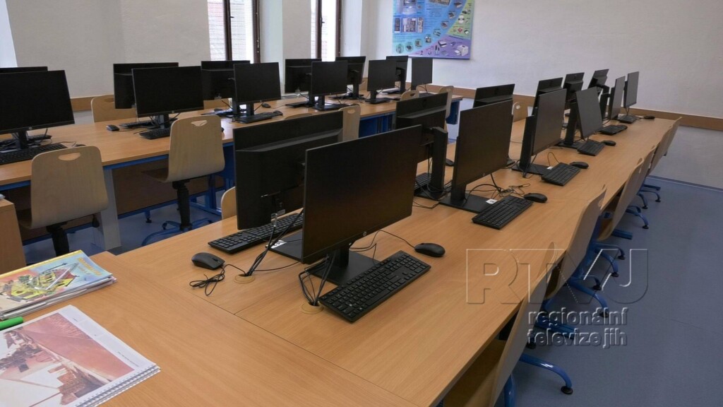 Investiční počiny v Dolních Dunajovicích zvelebují obec i okolní přírodu, foto 03