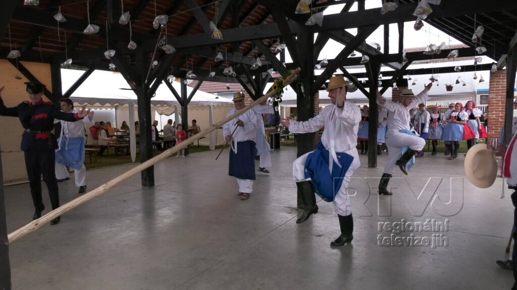 Vinohrady, vinohrady, dobré vínko aj v Lužicích dáváte, foto 11