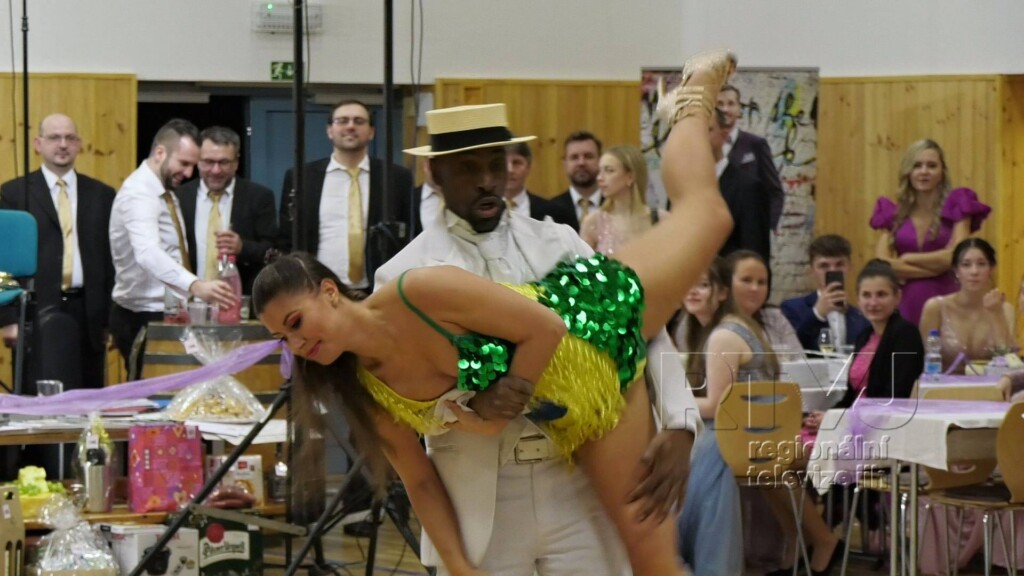 Vinařský ples v Hruškách s energickou osobností STARDANCE, foto 07