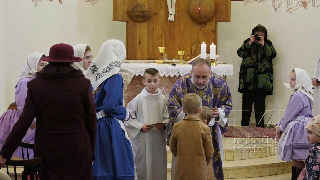 Smrtnica již tradičně uvítala jaro v Josefově, foto 05