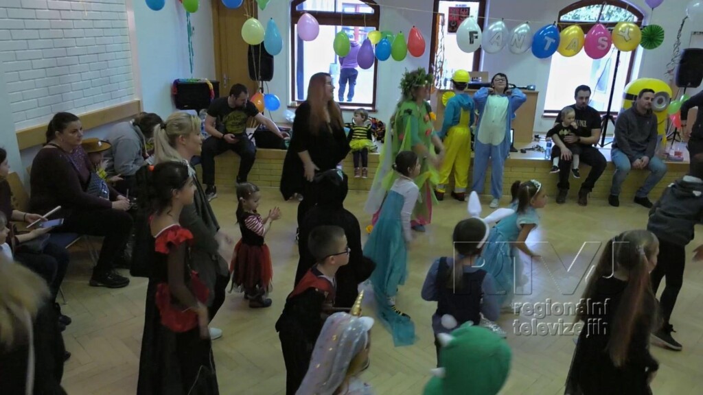 Fantastický karneval zažily děti v Dolních Dunajovicích, foto 07
