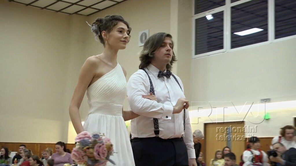 V Bulharech oslavili svátek žen módní přehlídkou, foto 09