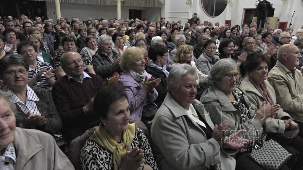 Připijme na zdraví pana Jožulky Uhra z Lanžhota, foto 05