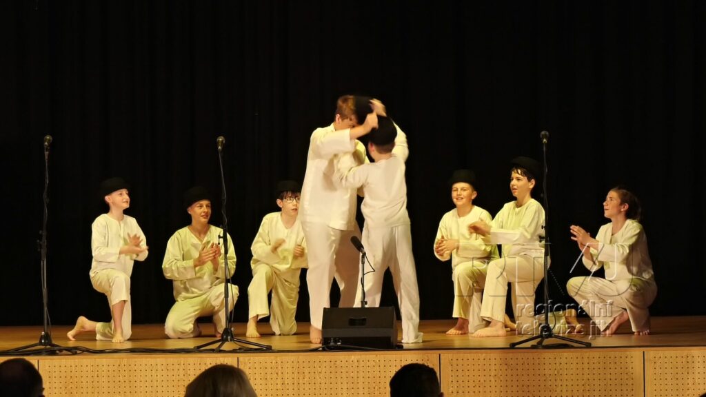 Krajská přehlídka dětských folklorních souborů tentokrát v Moravské Nové Vsi, foto 05