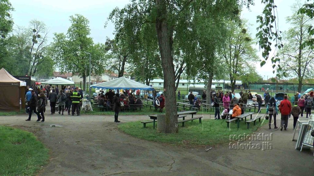 Sraz veteránů se uskutečnil poprvé v Tvrdonicích, foto 07
