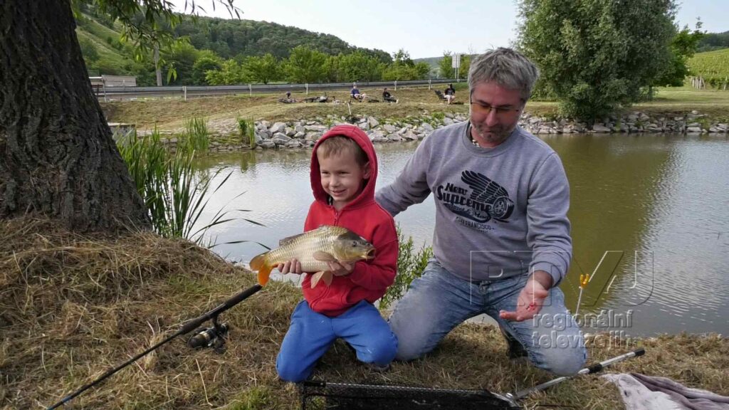 Vytrhněme dětem mobily z rukou a vytáhněme je do přírody, foto 05