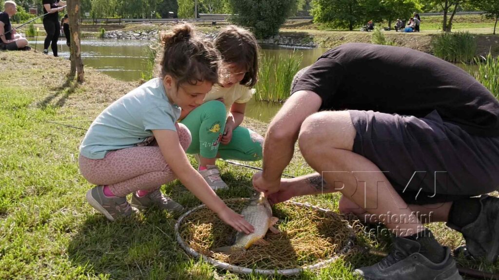 Vytrhněme dětem mobily z rukou a vytáhněme je do přírody, foto 06