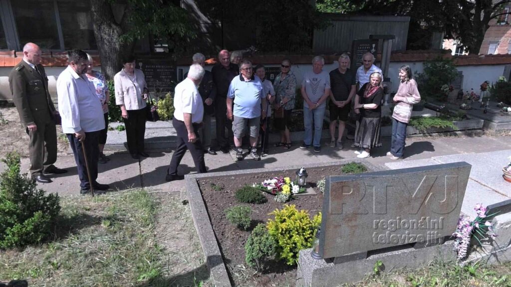 V Brumovicích si dne 1. června připomněli úmrtí generála Josefa Srstky, foto 10