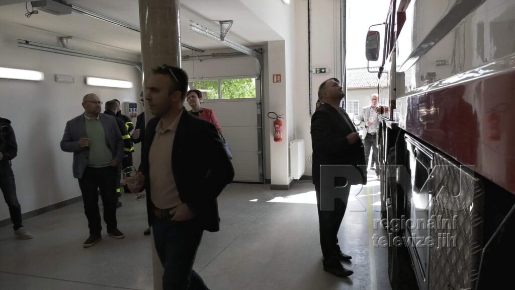 Nová hasičská zbrojnice v Hruškách byla slavnostně otevřena, foto 12