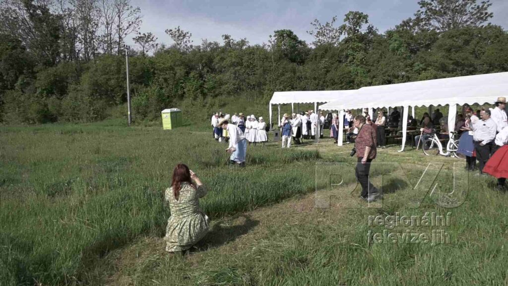 Sekáči v Bulharech soutěžili v délce pokosu i výšce stébla, foto 04
