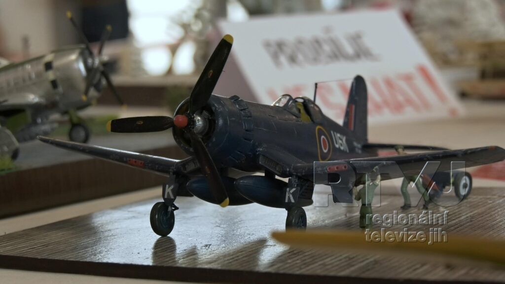 Modelářský kroužek z Moravské Nové Vsi představil unikátní model obce ze 13.století, foto 05