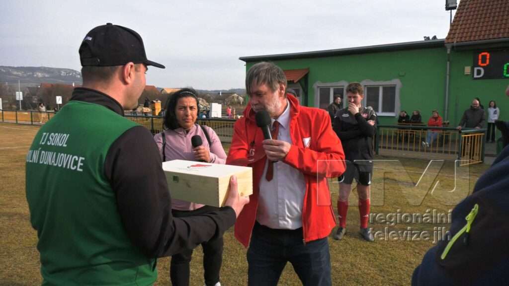 Přátelský fotbalový zápas mezi Dolními Dunajovicemi a Arbergem upevnil spolupráci, foto 05