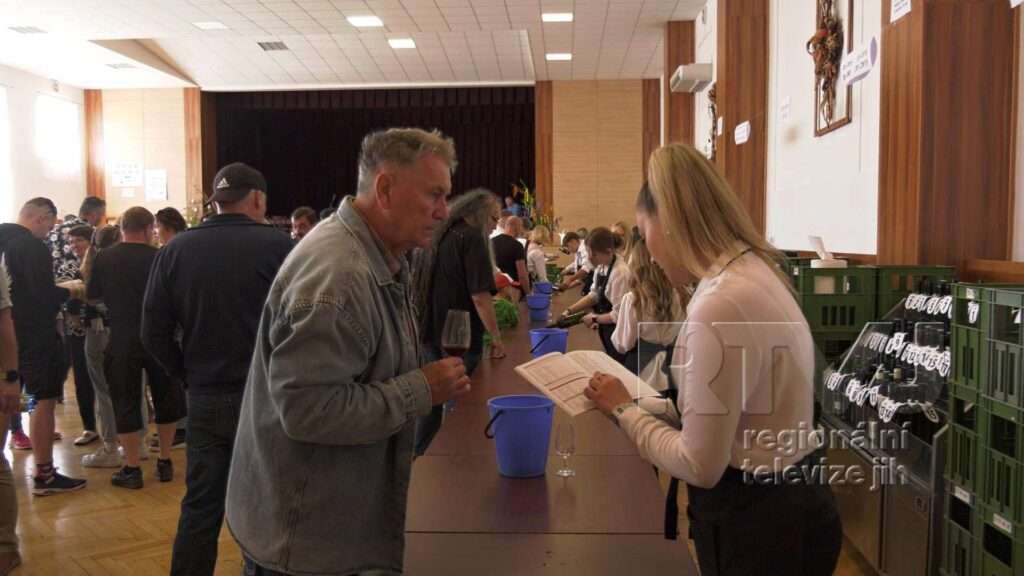 Velikonoční výstava vín láká návštěvníky strávit Velikonoce v Hlohovci, foto 03