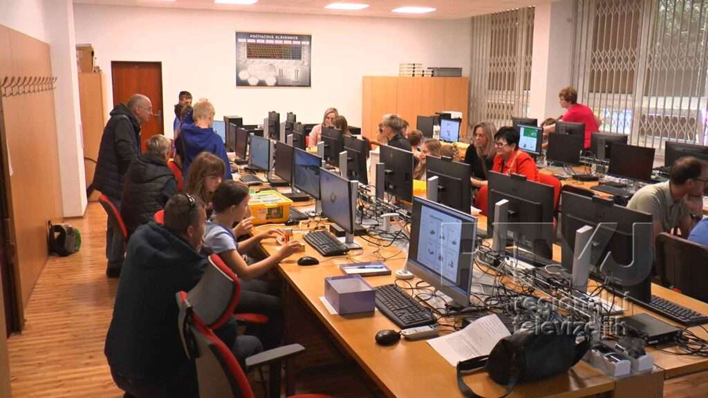 Základní škola ve Velkých Bílovicích slaví 40 let, foto 03