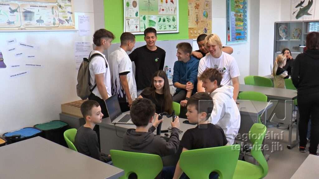 Základní škola ve Velkých Bílovicích slaví 40 let, foto 04