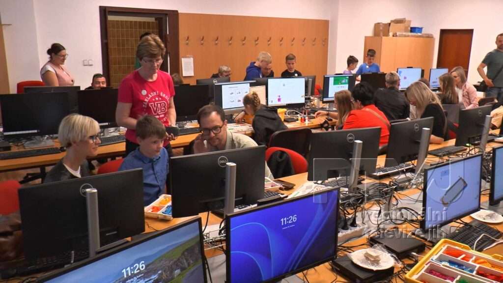 Základní škola ve Velkých Bílovicích slaví 40 let, foto 06