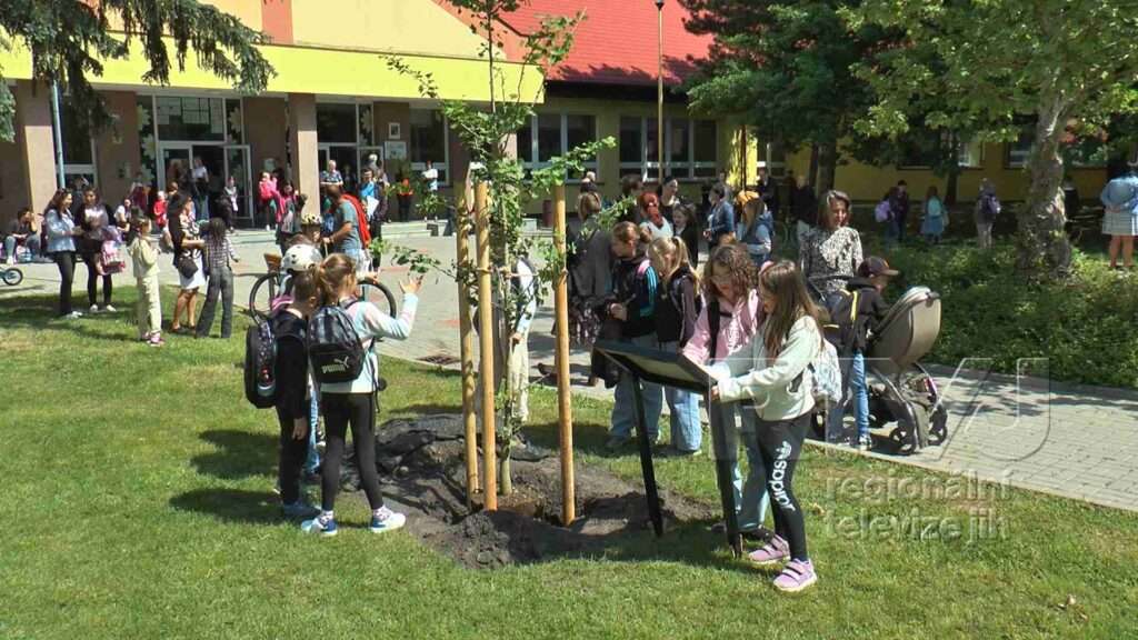 Základní škola ve Velkých Bílovicích slaví 40 let, foto 08