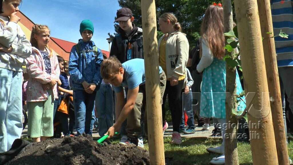 Základní škola ve Velkých Bílovicích slaví 40 let, foto 09