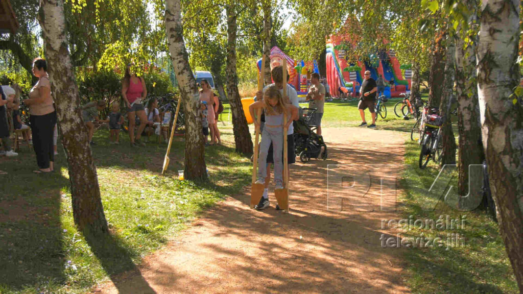 Rozloučení s prázdninami v Otmarově nabídlo zábavu pro děti i gulášfest, foto 10