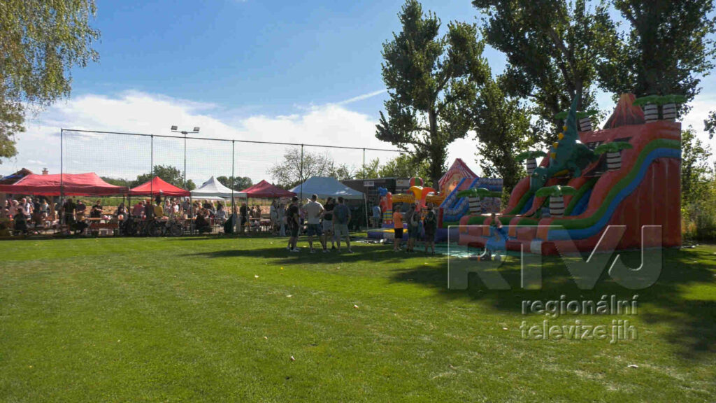 Rozloučení s prázdninami v Otmarově nabídlo zábavu pro děti i gulášfest, foto 06