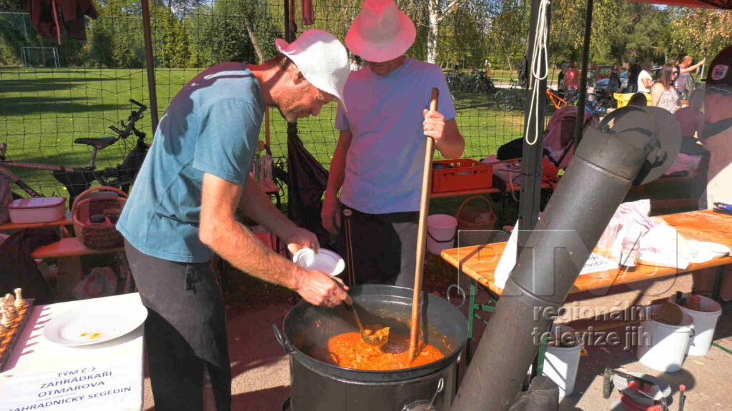 Rozloučení s prázdninami v Otmarově nabídlo zábavu pro děti i gulášfest, foto 07