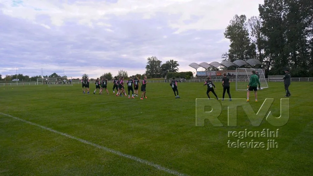 Žijeme fotbalem: Hrušky spojují mladé fotbalisty z celého okolí, foto 02